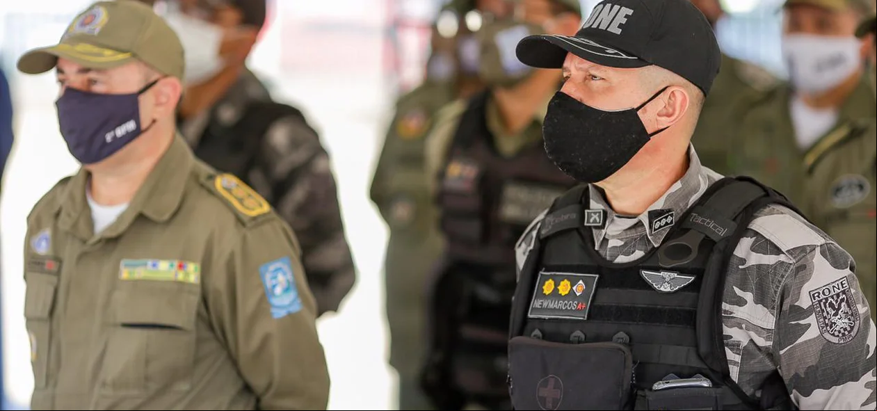 Policiais militares