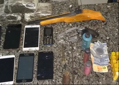 Materiais apreendidos pela Polícia Militar