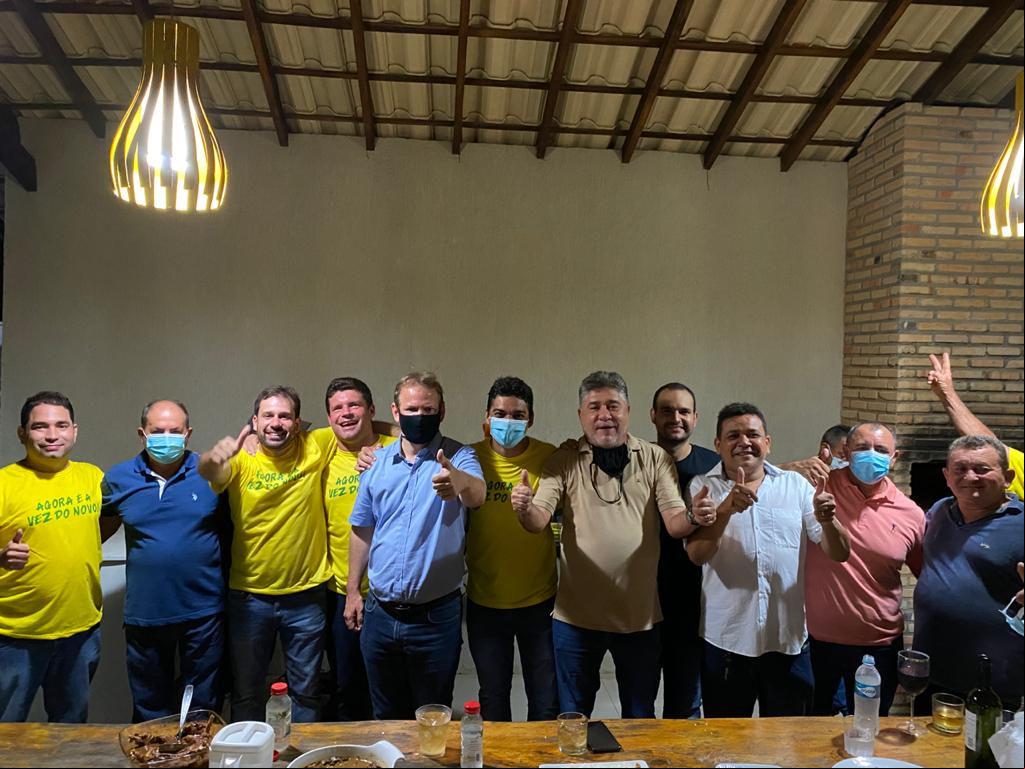 João Mádison prestigia festa de comemoração do prefeito eleito Bruno Neto
