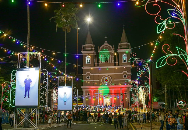 Abertura do natal de sonho e de luz 2021 em Teresina