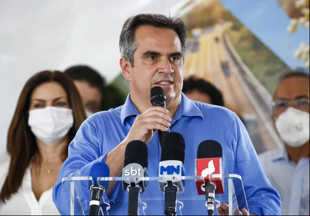 Coletiva de imprensa com o senador Ciro Nogueira