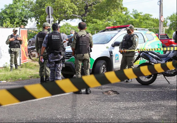 Mulher é assassinada a facadas no Ilhotas e ex-marido é suspeito