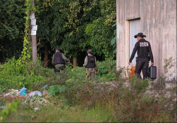 Corpo é encontrado em cova rasa no bairro São Joaquim