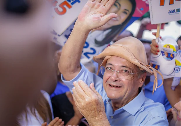 Sílvio Mendes em visita ao Shopping da Cidade