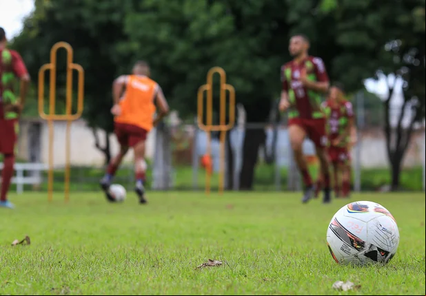 Último treino do Fluminense-PI antes do jogo contra o River