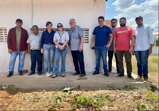 Prefeitura de Esperantina discute melhorias no abastecimento de água
