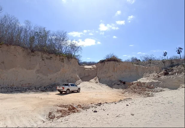 PF devolve terras da União e prende oito pessoas em Cajueiro da Praia