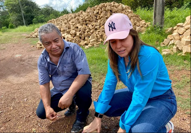 Prefeitura de Esperantina amplia pavimentação no bairro Nova Esperança