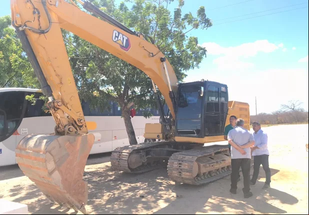 Prefeitura de Jaicós lança obras para melhoria de estradas