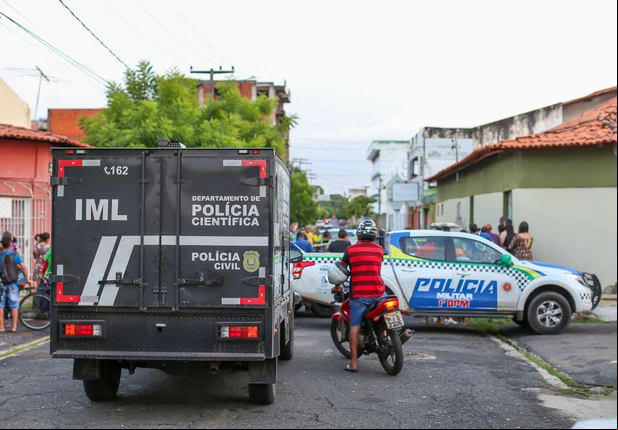 Bandido é morto a tiros após tentar roubar Corolla em Teresina