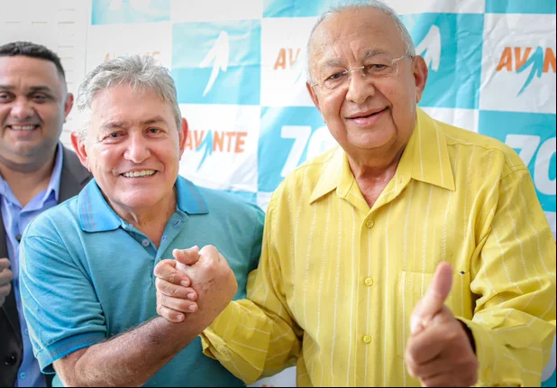 Dr. Pessoa anuncia Ricardo Bandeira como vice em sua chapa