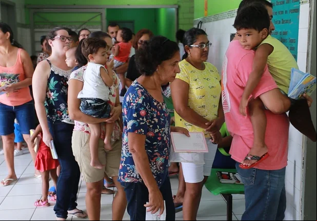 Busca por vacina da gripe lota hospitais de Teresina