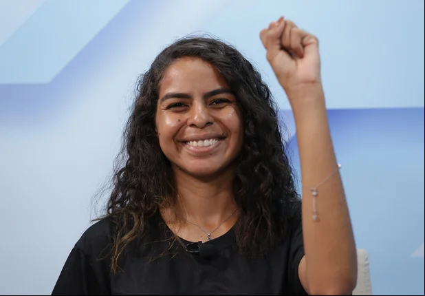 Candidata Thays Dias propõe e livre para desempregados em Teresina